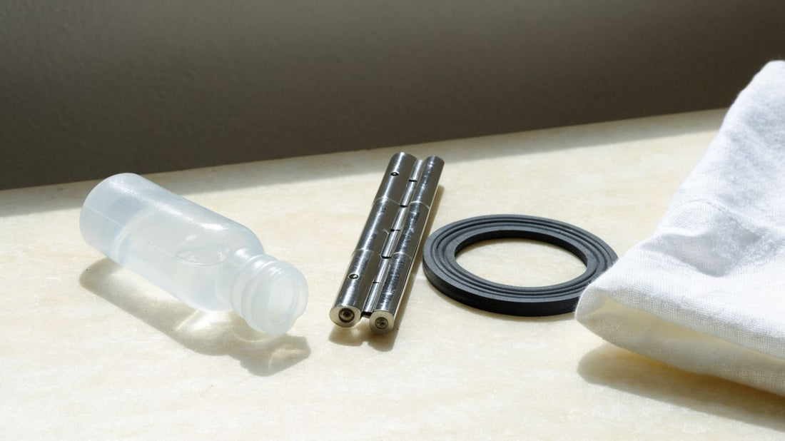 Silicone lubricant: how it works, where to use it, and what to avoid